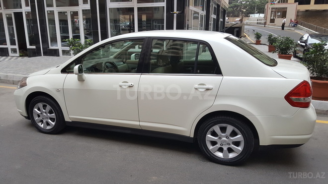 Nissan Tiida 2007, 72,000 km - 1.6 л - Bakı