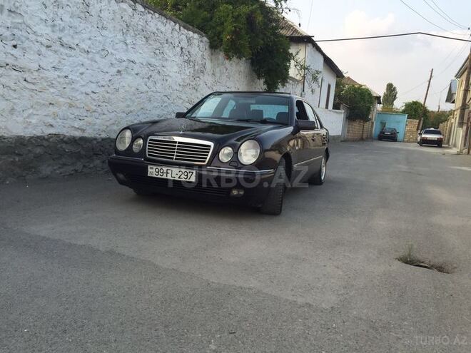 Mercedes E 200 1998, 249,000 km - 2.0 l - Göyçay
