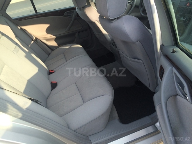 Mercedes E 200 1999, 251,000 km - 2.0 l - Bakı