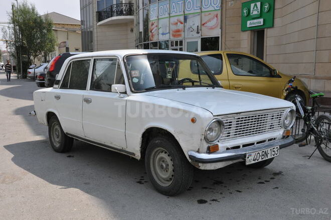 LADA (VAZ) 21011 1986, 350,000 km - 1.3 л - Bakı