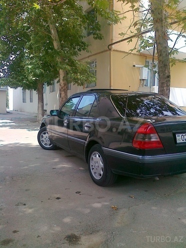 Mercedes C 180 1995, 300,000 km - 1.8 l - Mingəçevir