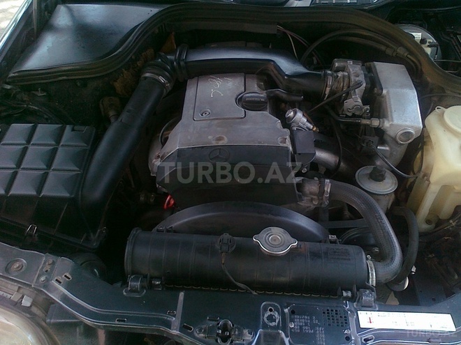Mercedes C 180 1995, 300,000 km - 1.8 l - Mingəçevir