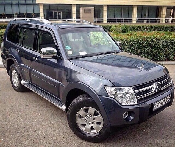 Mitsubishi Pajero 2008, 125,000 km - 3.0 л - Bakı