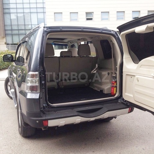Mitsubishi Pajero 2008, 125,000 km - 3.0 л - Bakı
