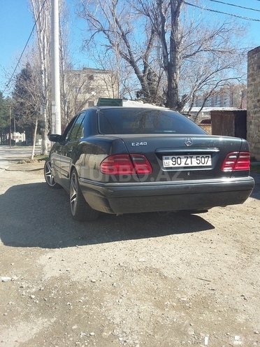 Mercedes E 230 1997, 240,000 km - 2.3 l - Sumqayıt