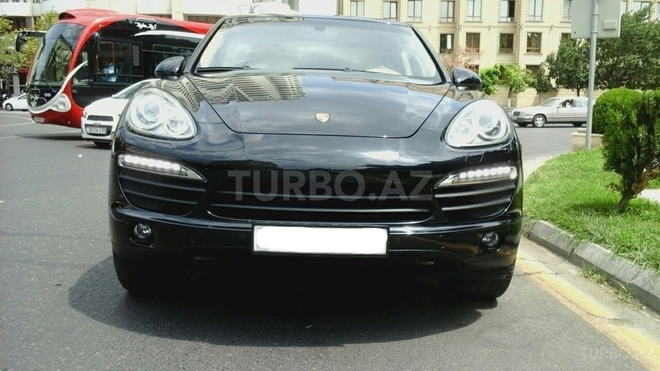 Porsche Cayenne 2013, 36,000 km - 4.8 l - Bakı