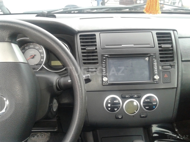 Nissan Tiida 2005, 120,000 km - 1.6 l - Bakı