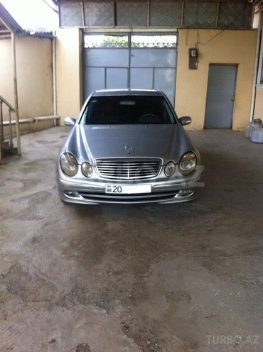 Mercedes E 240 2002, 210,000 km - 2.6 л - Gəncə