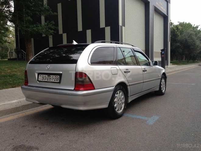 Mercedes C 200 1999, 240,000 km - 2.0 л - Bakı