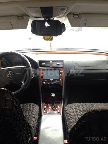 Mercedes C 200 1999, 240,000 km - 2.0 л - Bakı