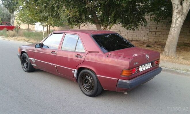 Mercedes 190 1991, 225,000 km - 1.8 l - Sumqayıt