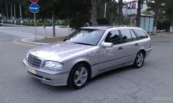 Mercedes C 180 1999, 220,000 km - 1.8 l - Sumqayıt