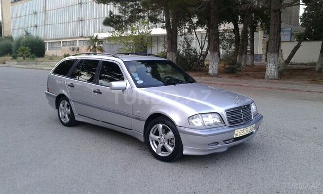 Mercedes C 180 1999, 220,000 km - 1.8 l - Sumqayıt
