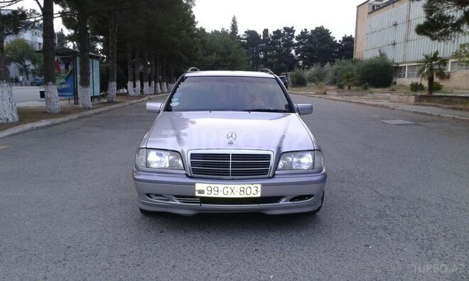 Mercedes C 180 1999, 220,000 km - 1.8 l - Sumqayıt