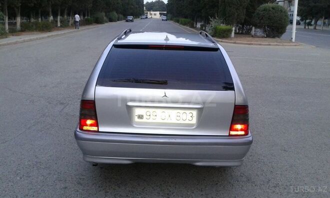 Mercedes C 180 1999, 220,000 km - 1.8 l - Sumqayıt