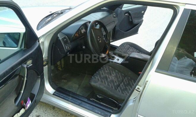 Mercedes C 180 1999, 220,000 km - 1.8 l - Sumqayıt