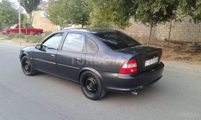Opel Vectra 1997, 225,000 km - 2.0 l - Sumqayıt
