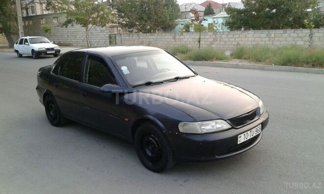 Opel Vectra 1997, 225,000 km - 2.0 l - Sumqayıt