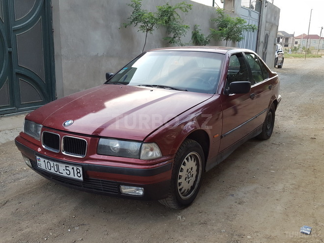 BMW 318 1992, 250,000 km - 1.8 l - Bakı