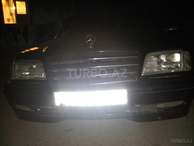 Mercedes C 180 1996, 330,000 km - 0.2 л - Bakı