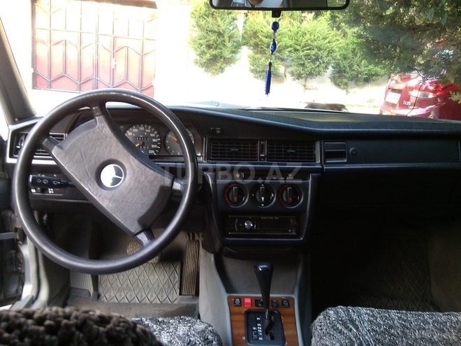 Mercedes 190 1990, 286,000 km - 1.8 l - Bakı