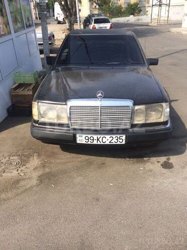 Mercedes E 200 1989, 340,000 km - 0.2 l - Bakı
