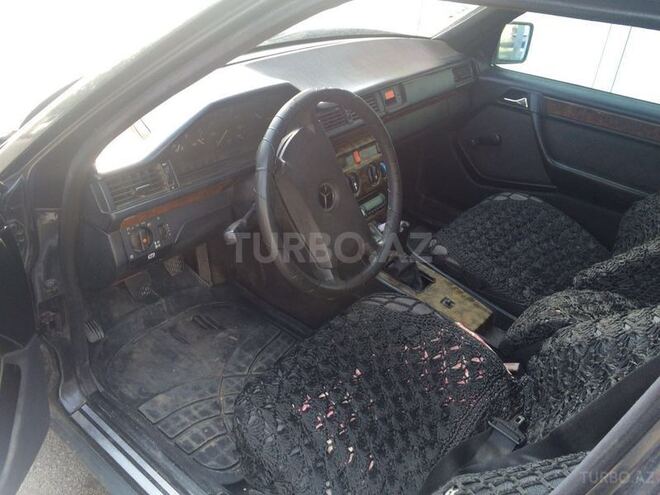 Mercedes E 200 1989, 340,000 km - 0.2 l - Bakı