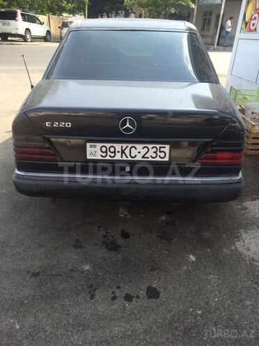 Mercedes E 200 1989, 340,000 km - 0.2 l - Bakı