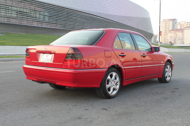 Mercedes C 240 1998, 180,000 km - 2.4 л - Bakı