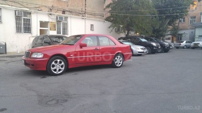 Mercedes C 240 1998, 180,000 km - 2.4 л - Bakı