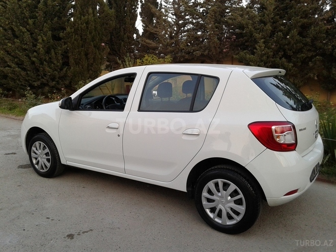 Renault Sandero 2015, 19,000 km - 1.6 л - Bakı
