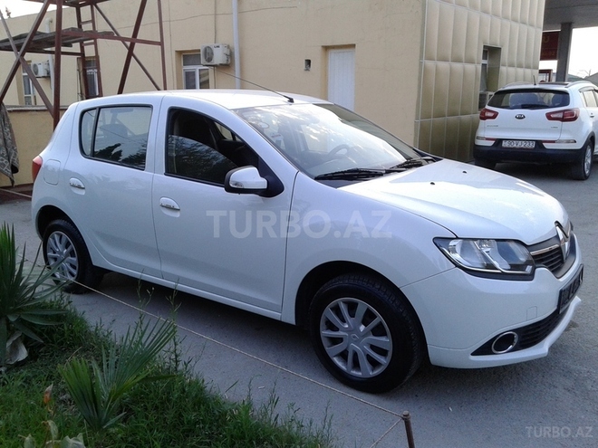 Renault Sandero 2015, 19,000 km - 1.6 л - Bakı