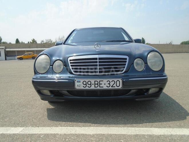Mercedes E 320 2001, 277,000 km - 3.2 l - Bakı