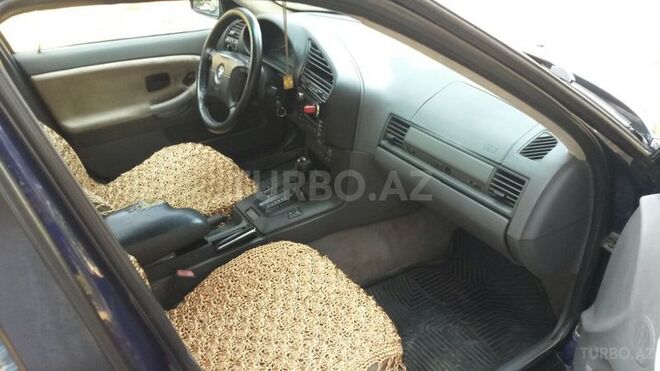 BMW 320 1997, 225,000 km - 2.0 л - Bakı