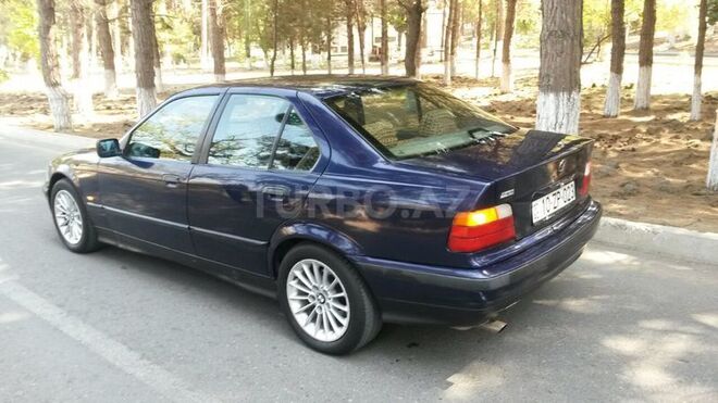 BMW 320 1997, 225,000 km - 2.0 л - Bakı