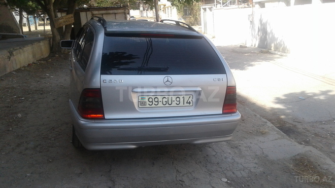Mercedes C 220 2000, 294,000 km - 2.2 l - Bakı