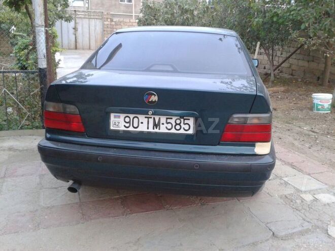 BMW 318 1997, 258,000 km - 1.6 l - Bakı