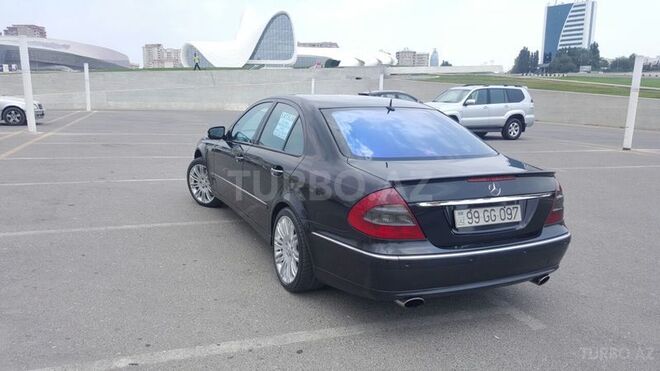 Mercedes E 320 2003, 265,400 km - 3.0 l - Bakı