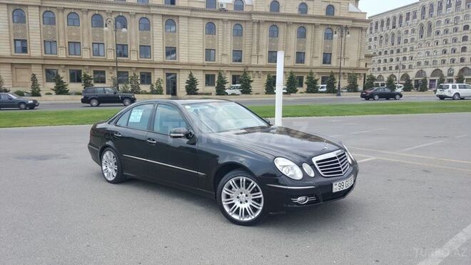 Mercedes E 320 2003, 265,400 km - 3.0 l - Bakı