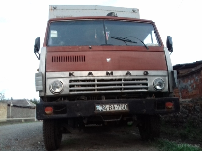KamAz 53212 1990, 300,000 km - 11.0 l - Balakən