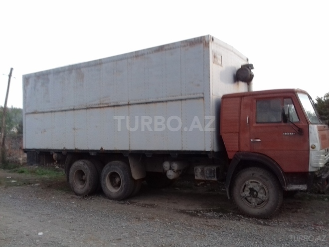 KamAz 53212 1990, 300,000 km - 11.0 l - Balakən