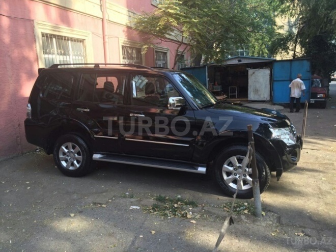 Mitsubishi Pajero 2013, 48,000 km - 3.0 l - Sumqayıt