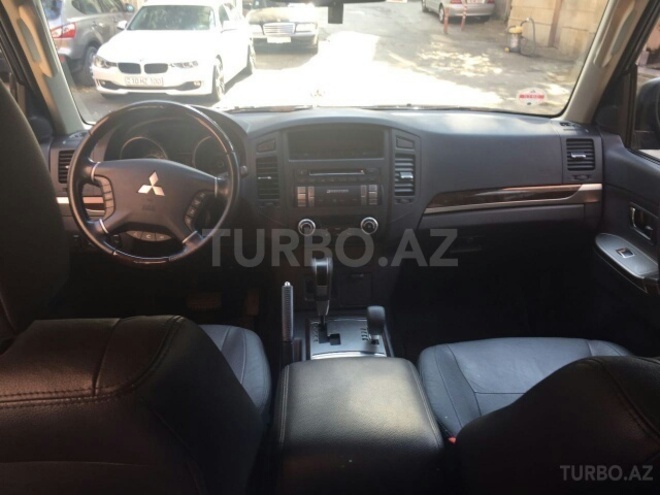 Mitsubishi Pajero 2013, 48,000 km - 3.0 l - Sumqayıt