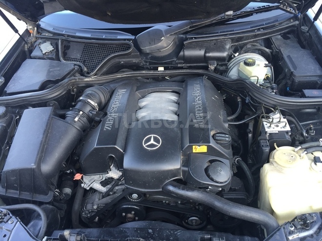 Mercedes E 240 1998, 320,000 km - 2.4 l - Bakı