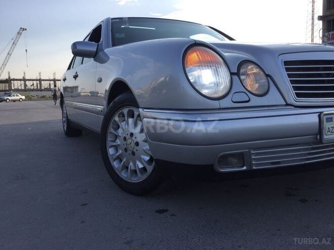 Mercedes E 290 1998, 350,000 km - 2.9 l - Sumqayıt