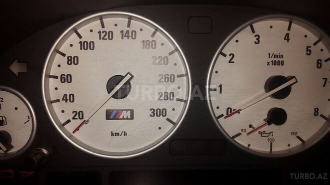 BMW 540 2002, 133,000 km - 2.5 l - Bakı