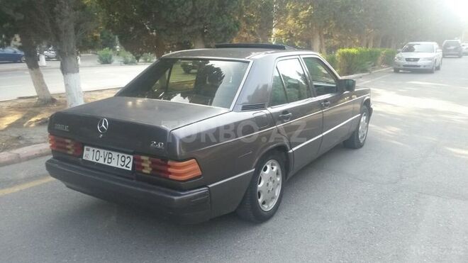 Mercedes 190 1993, 225,000 km - 2.0 л - Bakı