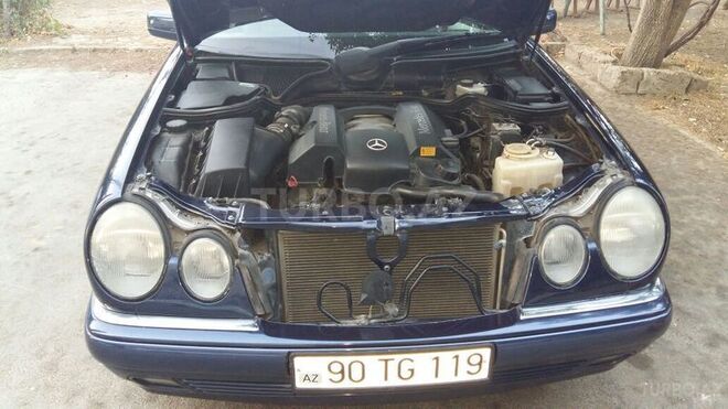 Mercedes E 240 1998, 251,786 km - 2.4 л - Bakı