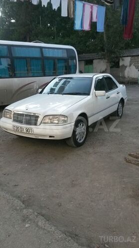 Mercedes C 220 1994, 3,400 km - 2.2 л - Mingəçevir