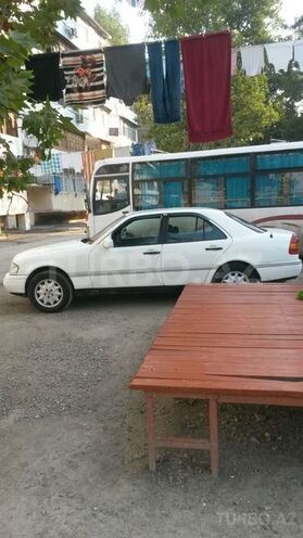 Mercedes C 220 1994, 3,400 km - 2.2 л - Mingəçevir